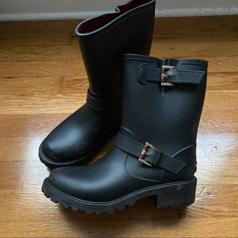 Women’s Black Tommy Hilfiger Boots - Picture 1 of 10